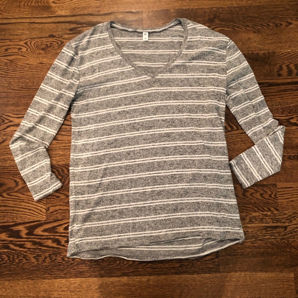 Nordstrom Womens BP Long Tunic Striped Sweater Top Small S V neck